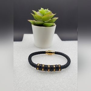 Men Bracelet stainless steel with leather